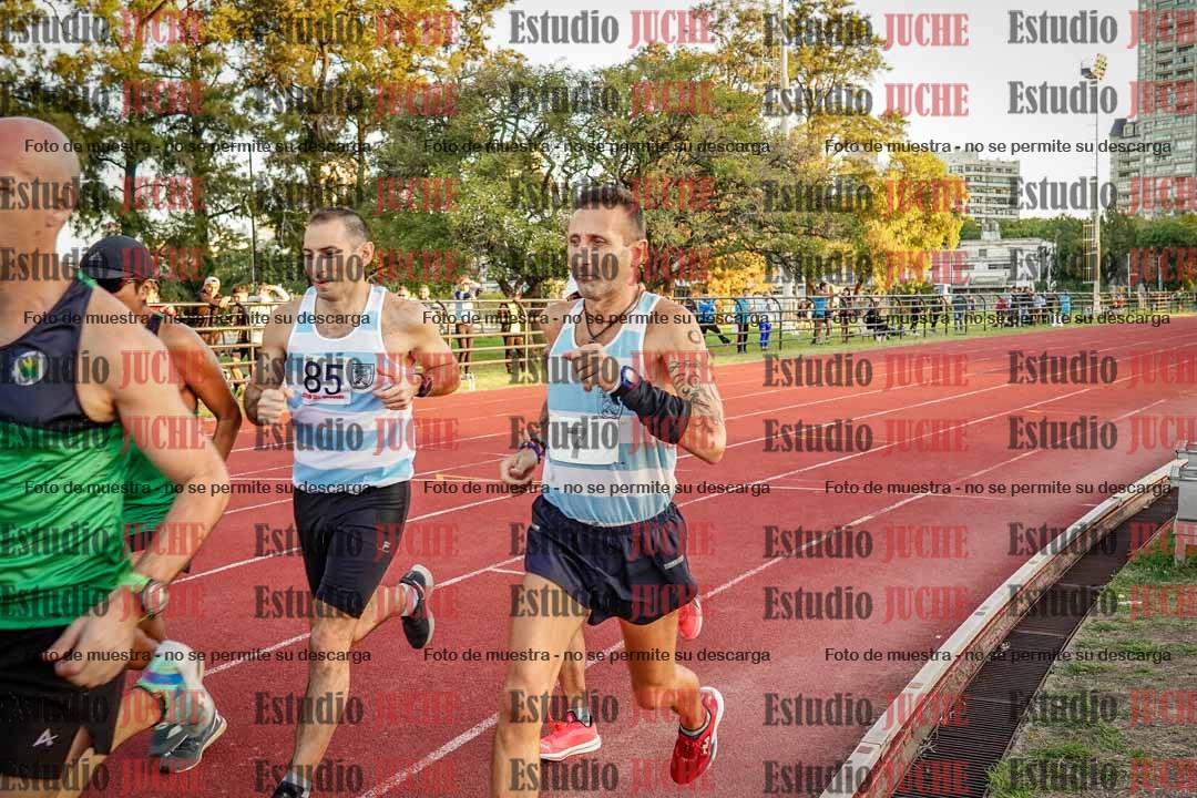 Fotos de los 3000 m llanos de varones