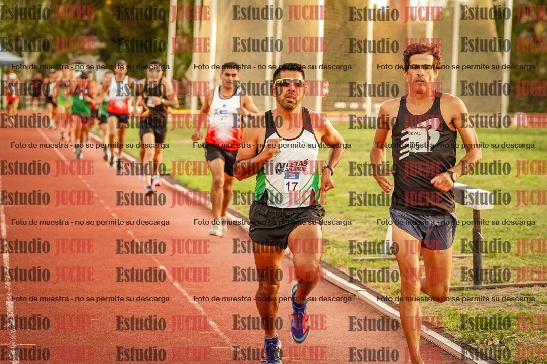 Fotos de los 3000 m llanos de varones
