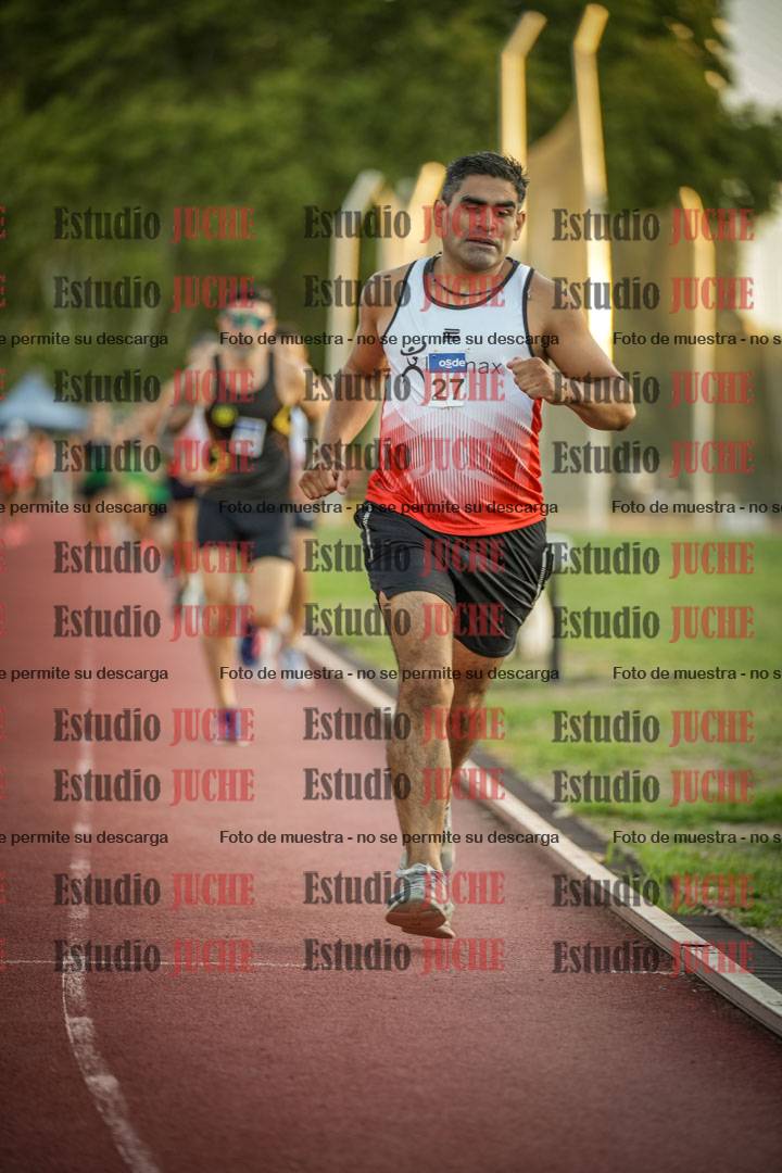 Fotos de los 3000 m llanos de varones