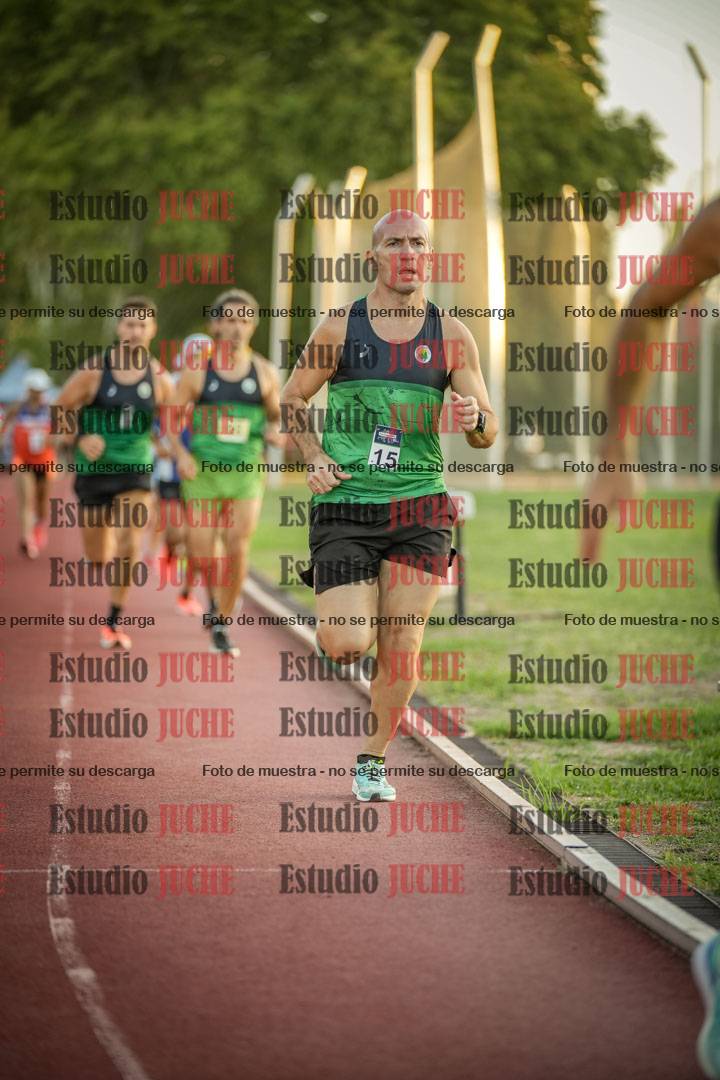 Fotos de los 3000 m llanos de varones