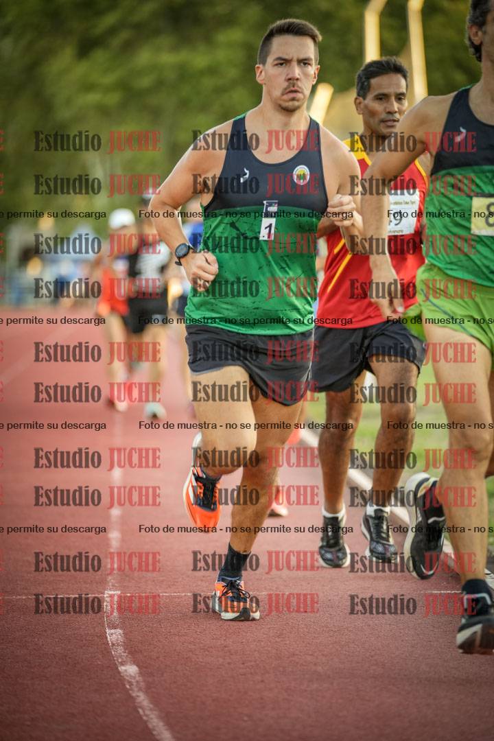 Fotos de los 3000 m llanos de varones