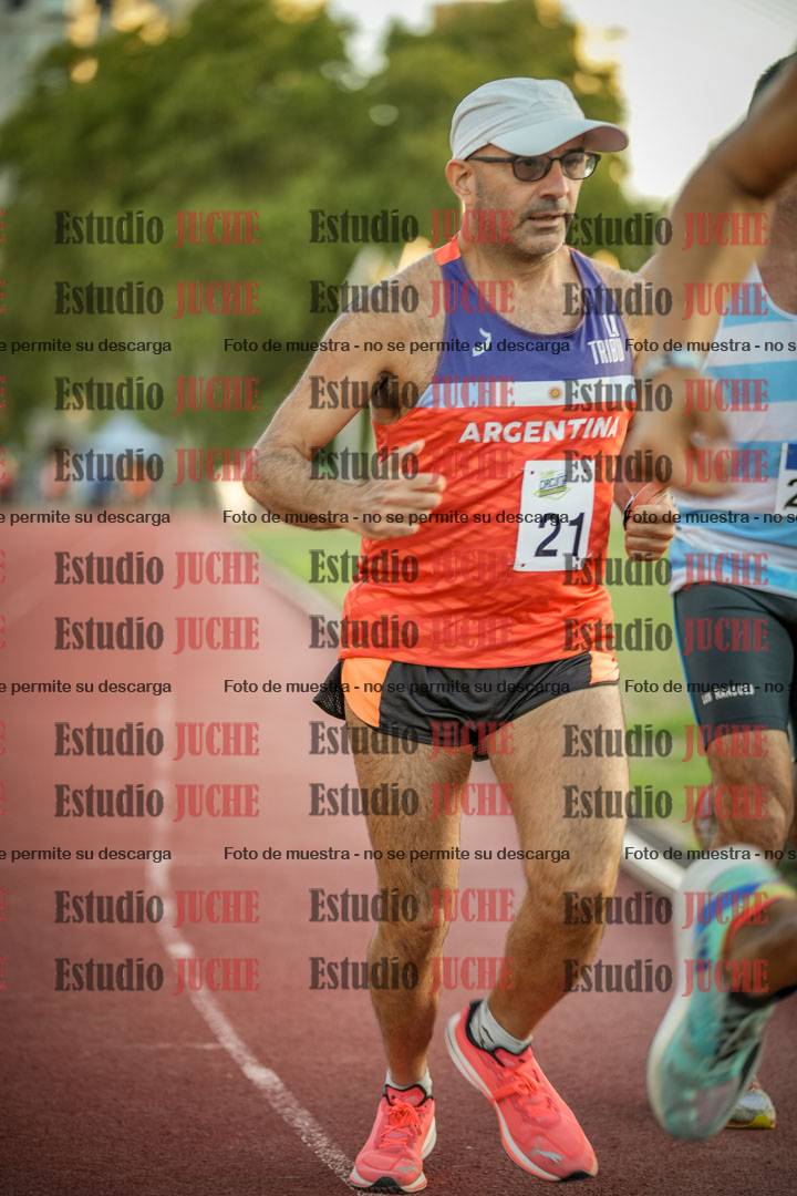 Fotos de los 3000 m llanos de varones