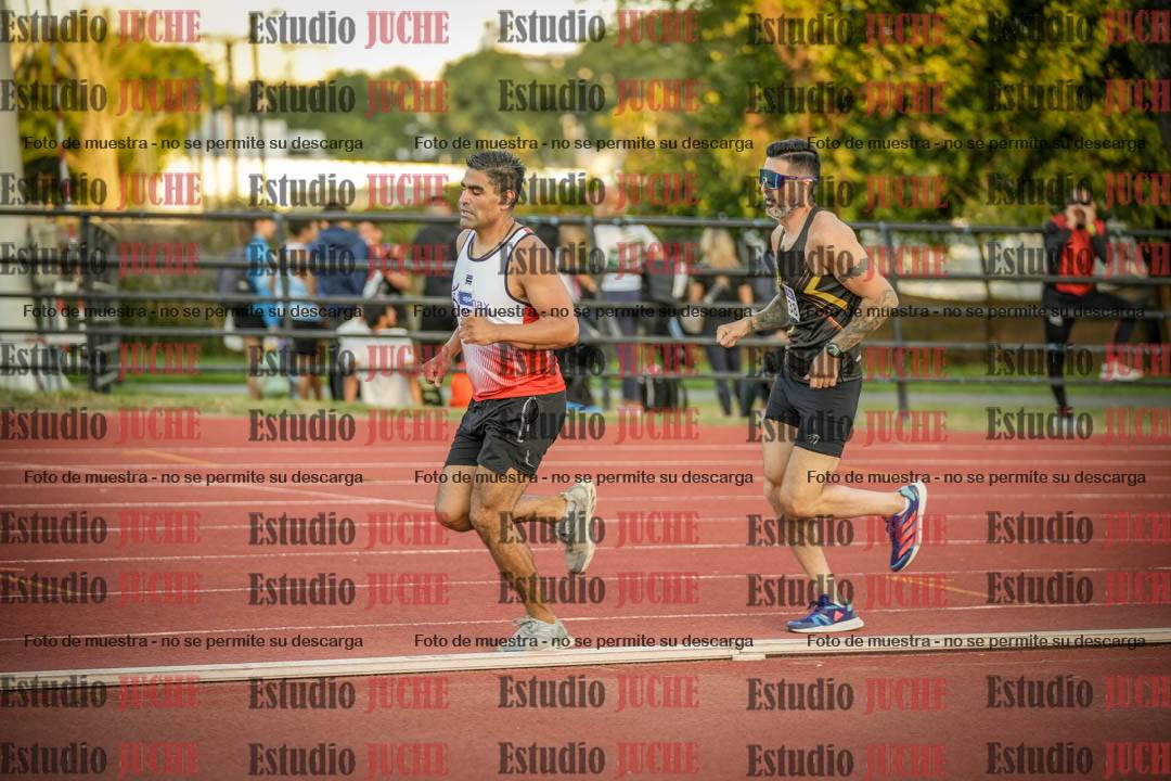 Fotos de los 3000 m llanos de varones