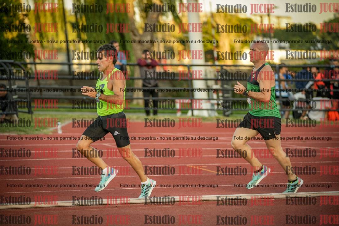 Fotos de los 3000 m llanos de varones
