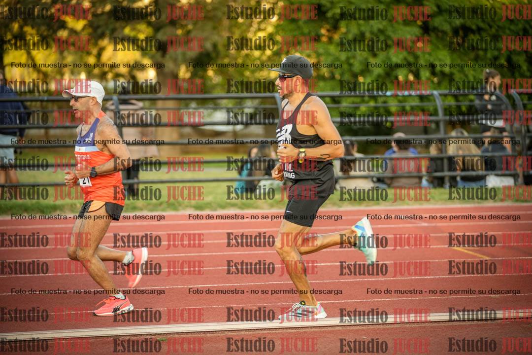Fotos de los 3000 m llanos de varones