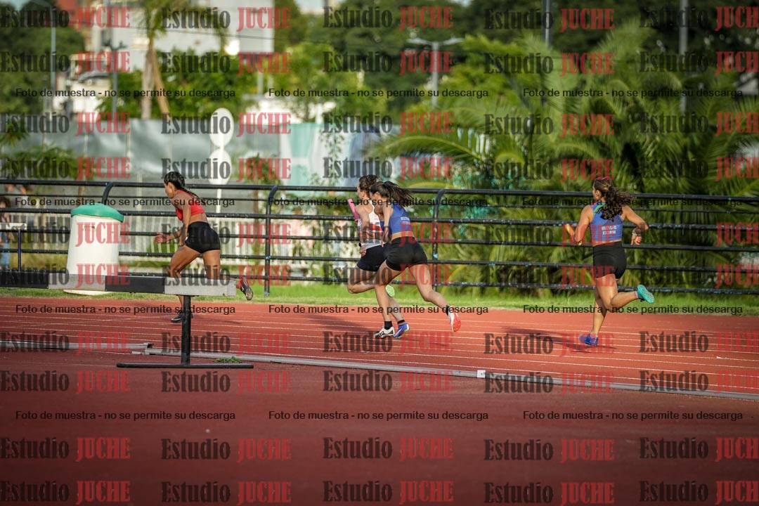 Fotos de las Postas 4x100 m de mujeres