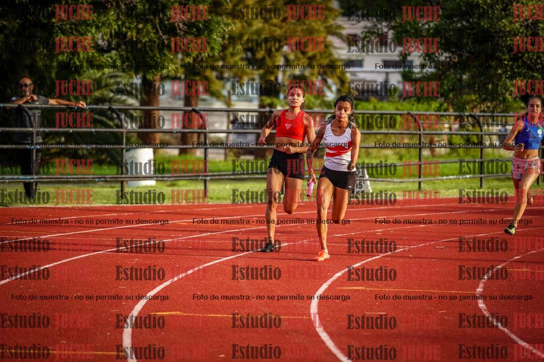 Fotos de las Postas 4x100 m de mujeres
