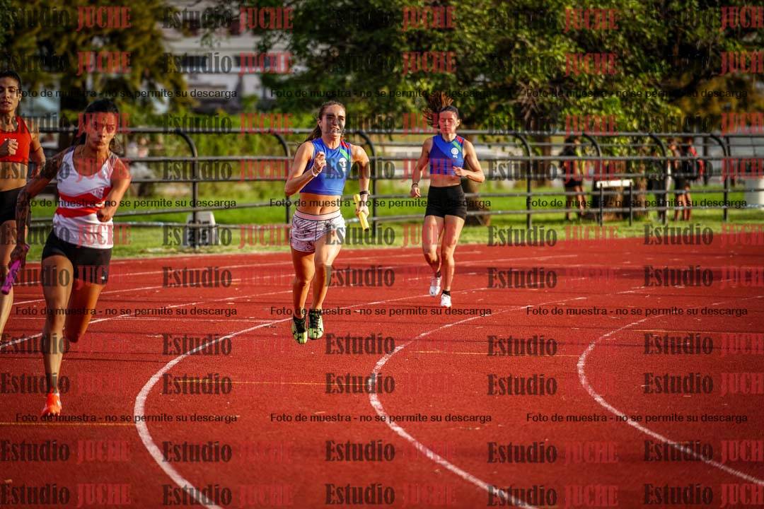 Fotos de las Postas 4x100 m de mujeres