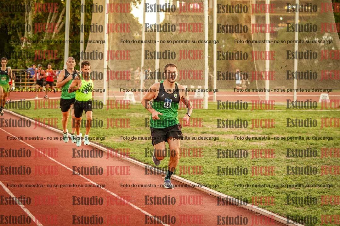 Fotos de los 3000 m llanos de varones