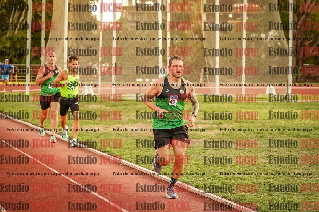 Fotos de los 3000 m llanos de varones