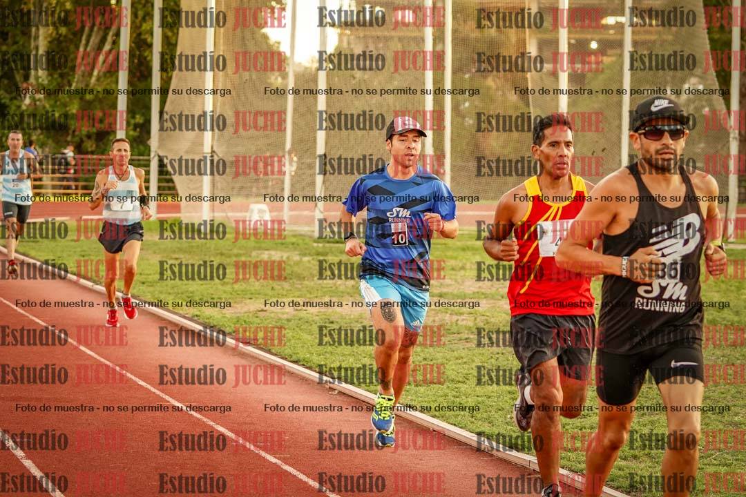 Fotos de los 3000 m llanos de varones