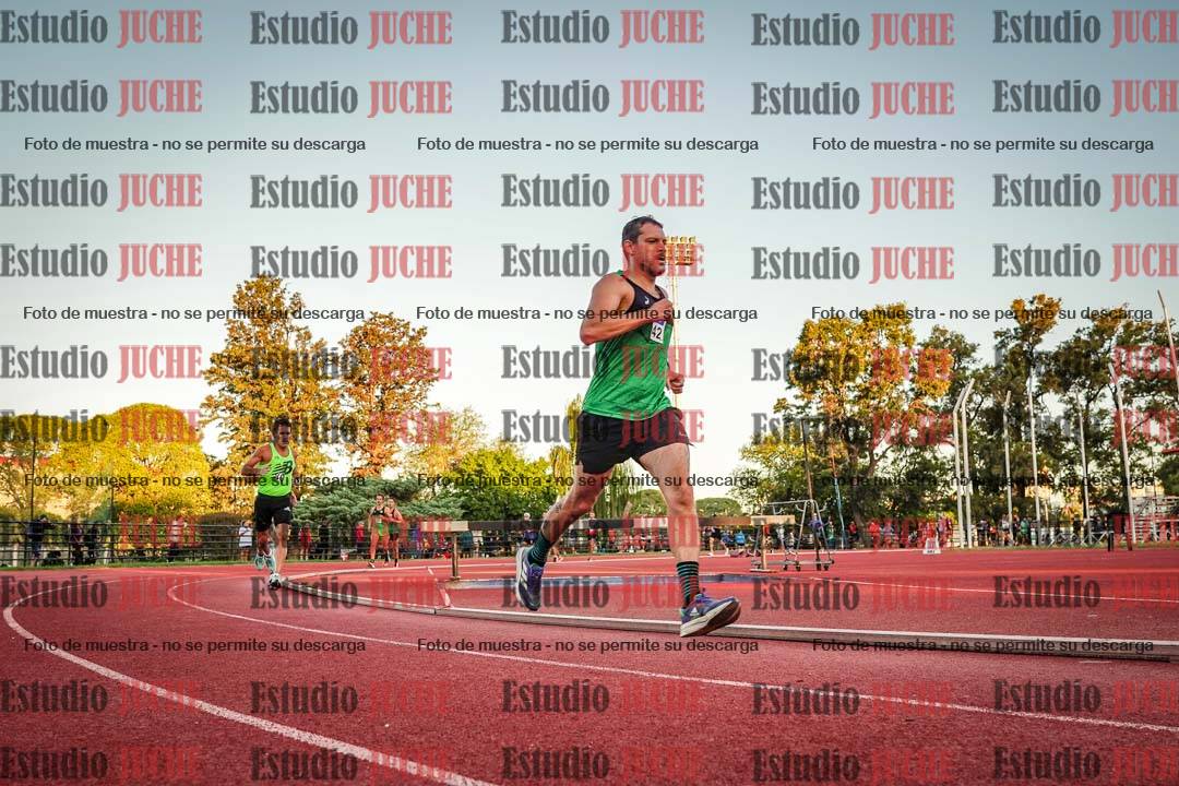 Fotos de los 3000 m llanos de varones