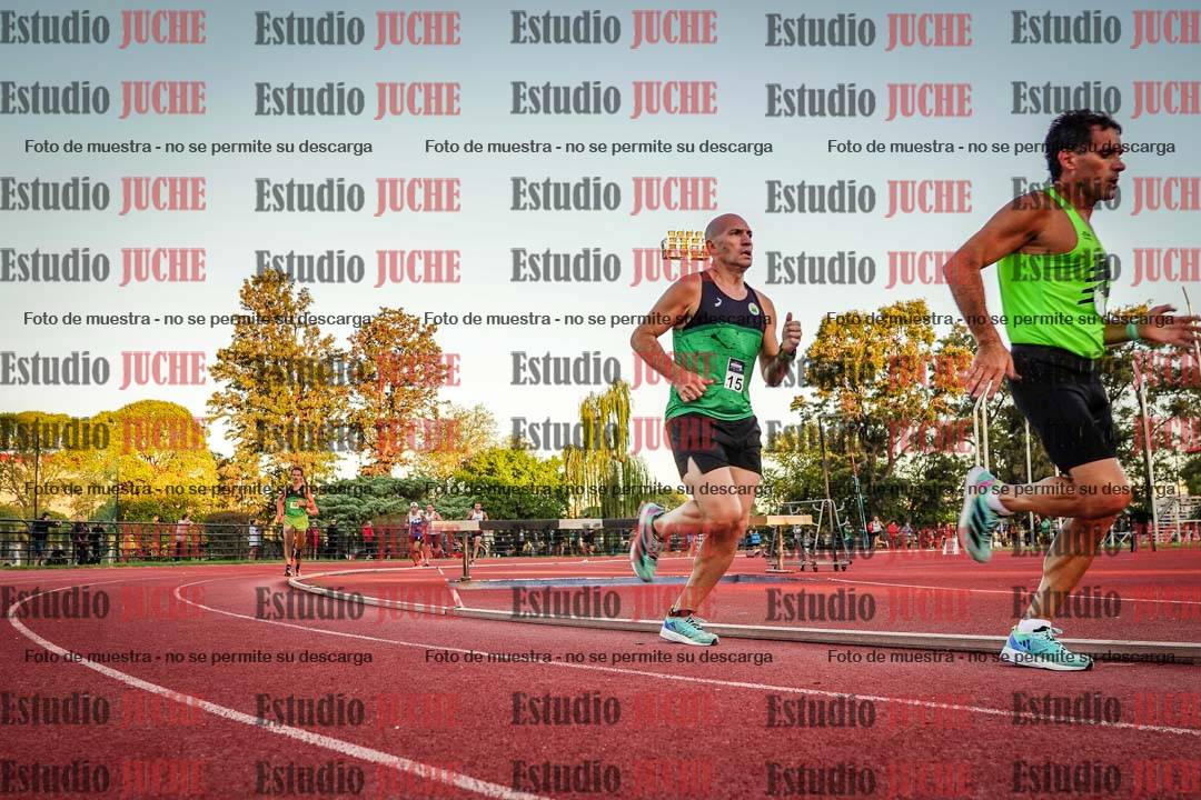 Fotos de los 3000 m llanos de varones