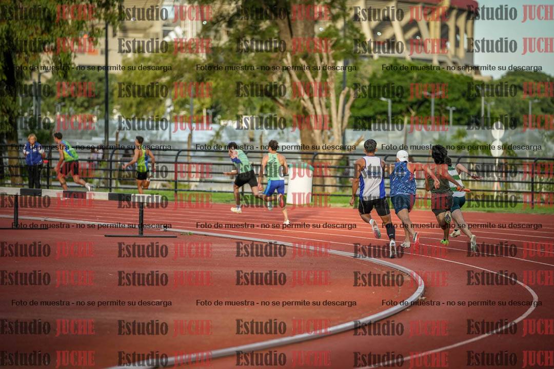 Fotos de las Postas 4x100 m de varones