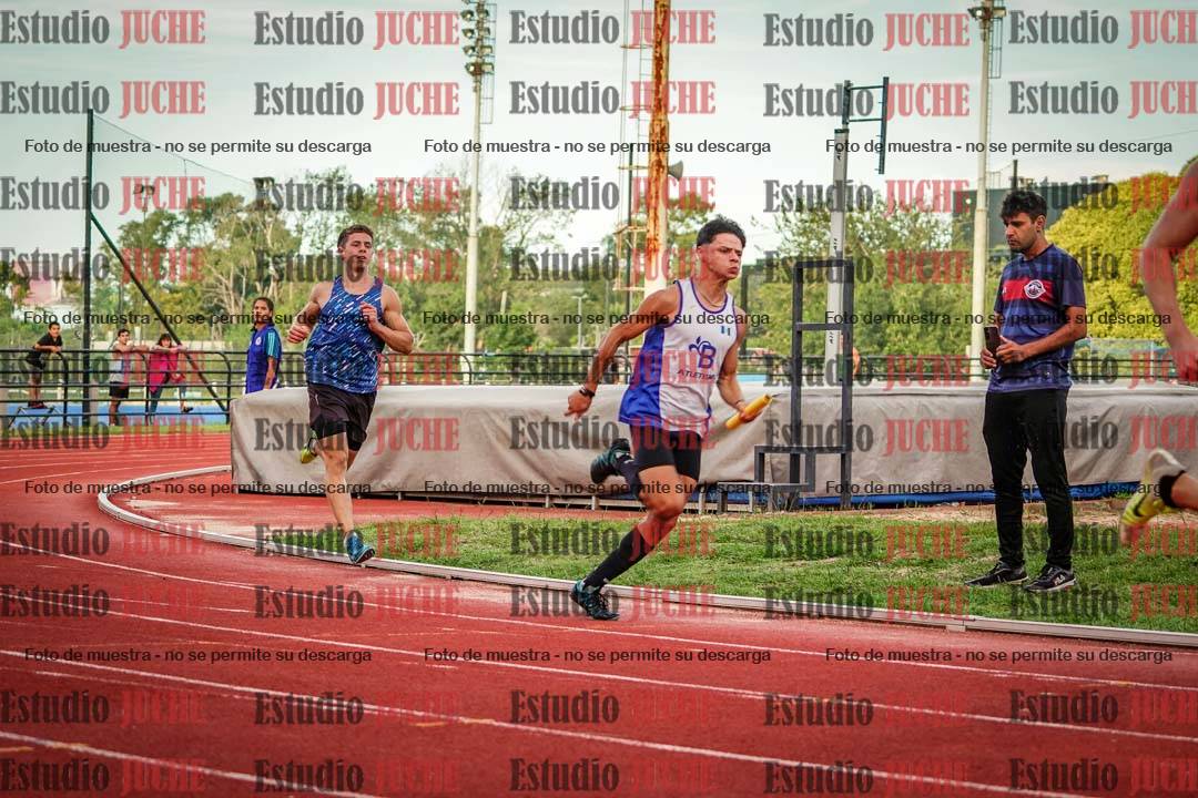 Fotos de las Postas 4x100 m de varones