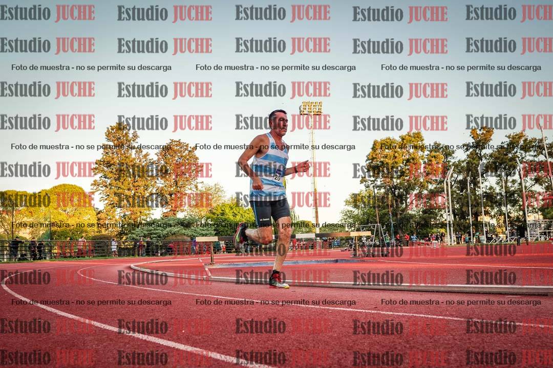 Fotos de los 3000 m llanos de varones