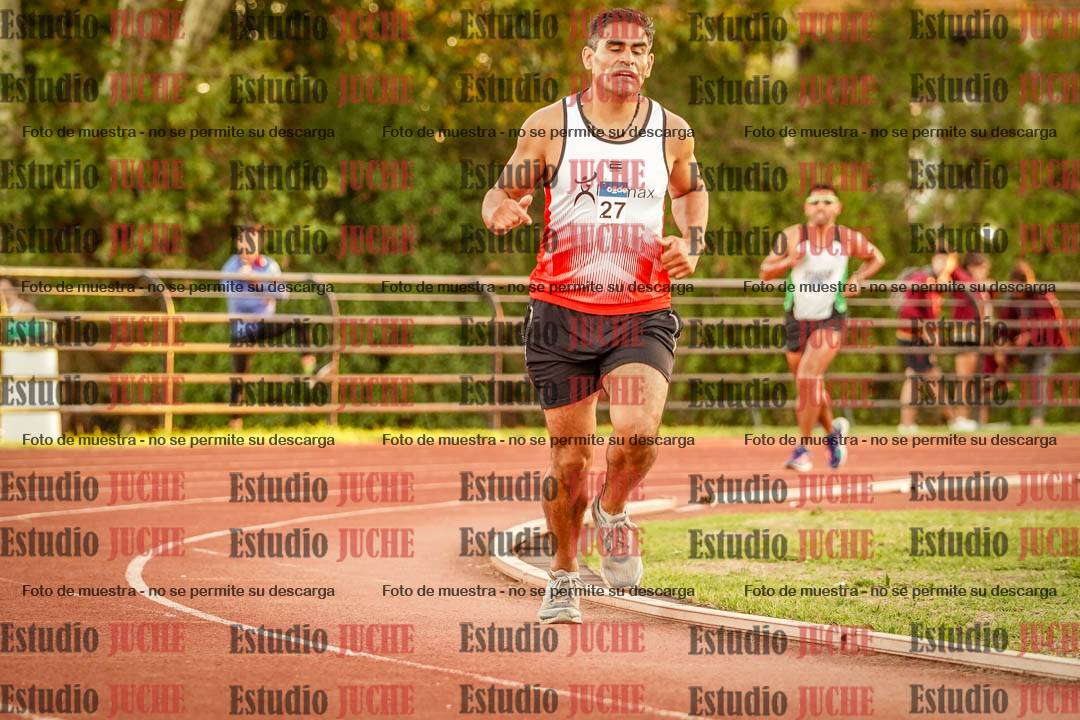 Fotos de los 3000 m llanos de varones