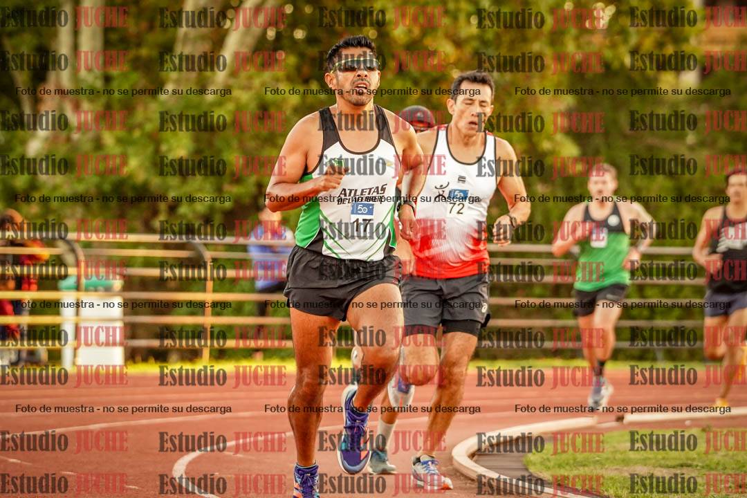 Fotos de los 3000 m llanos de varones