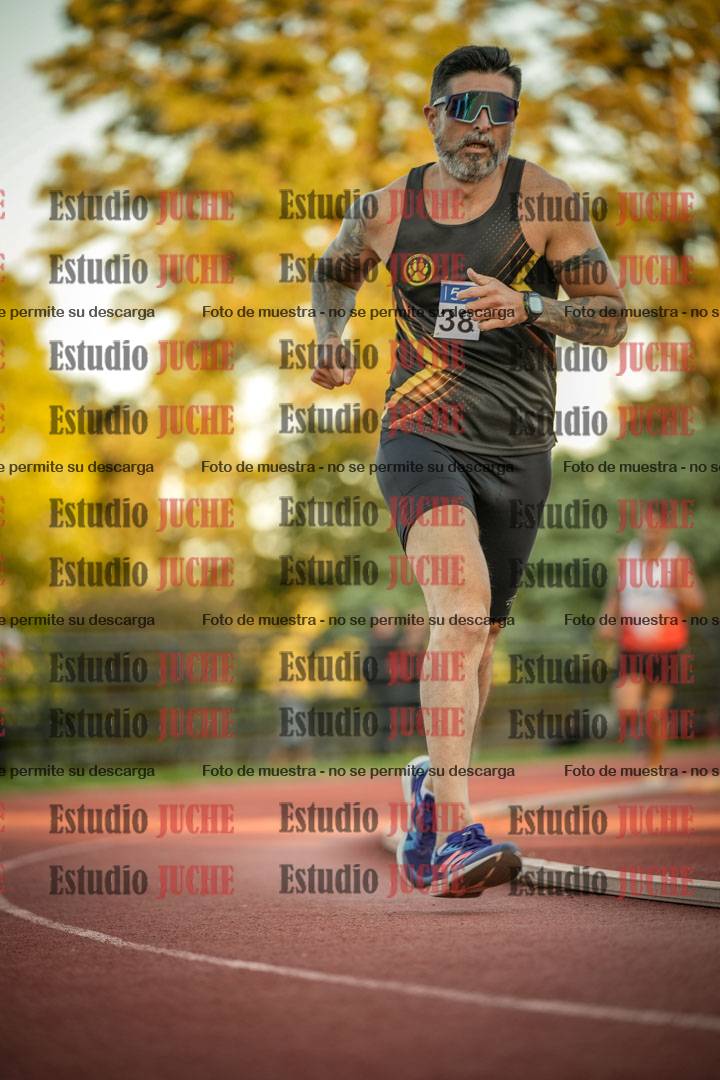 Fotos de los 3000 m llanos de varones