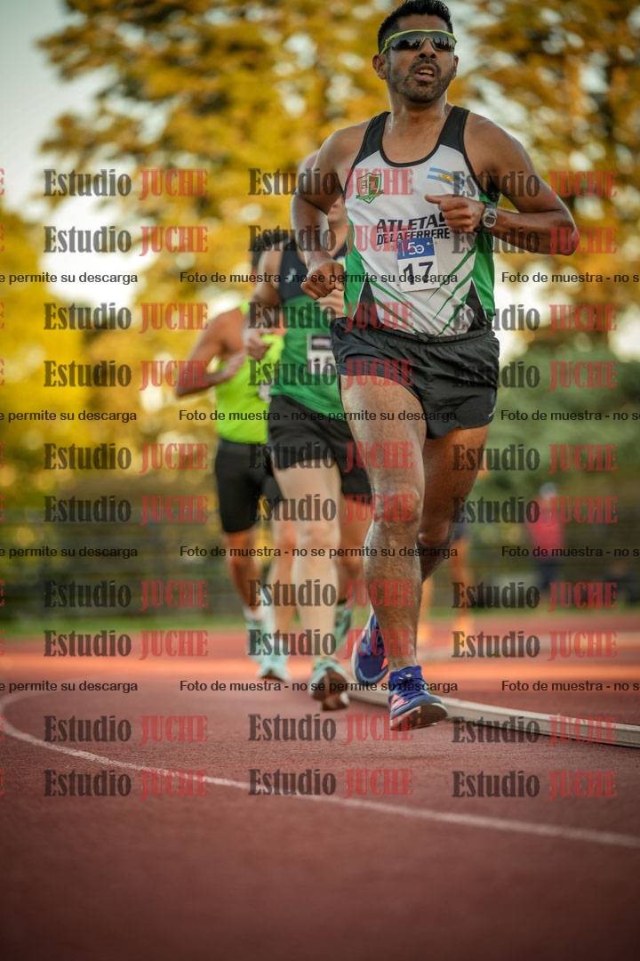 Fotos de los 3000 m llanos de varones