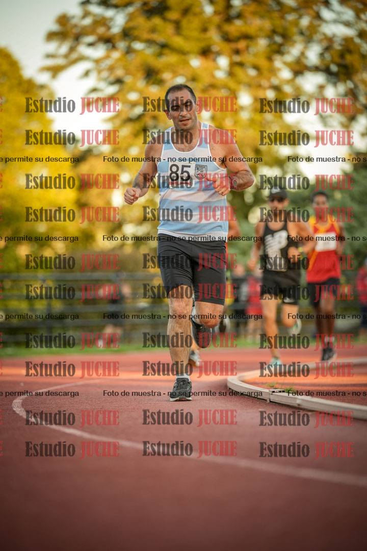 Fotos de los 3000 m llanos de varones