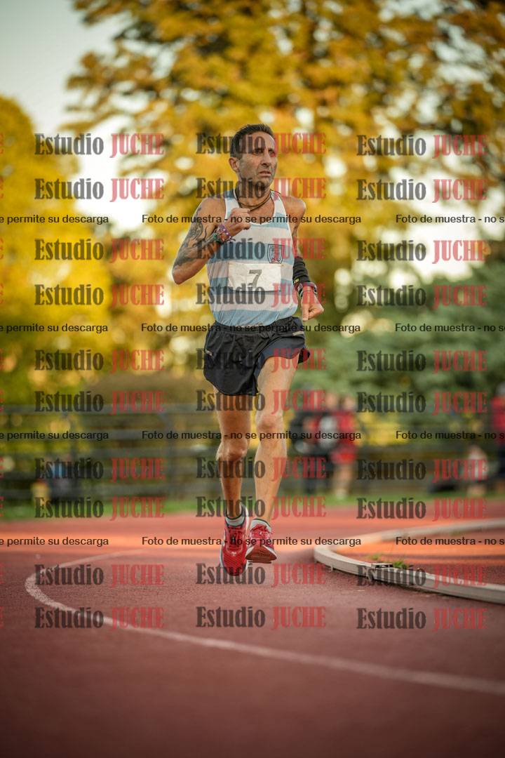 Fotos de los 3000 m llanos de varones