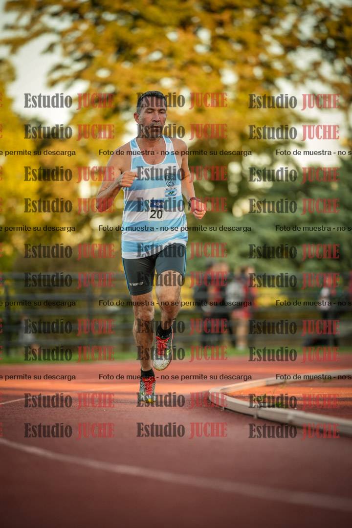 Fotos de los 3000 m llanos de varones