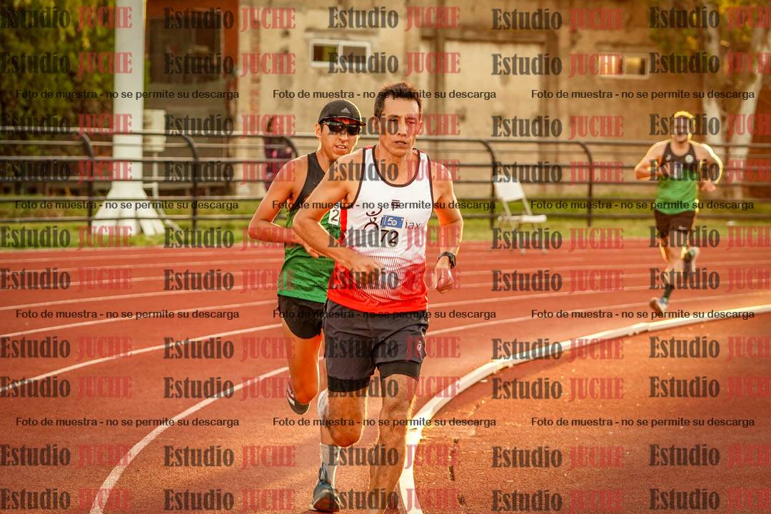Fotos de los 3000 m llanos de varones