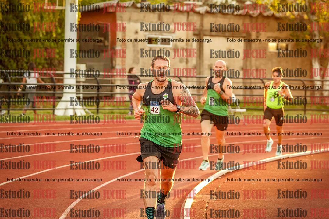 Fotos de los 3000 m llanos de varones
