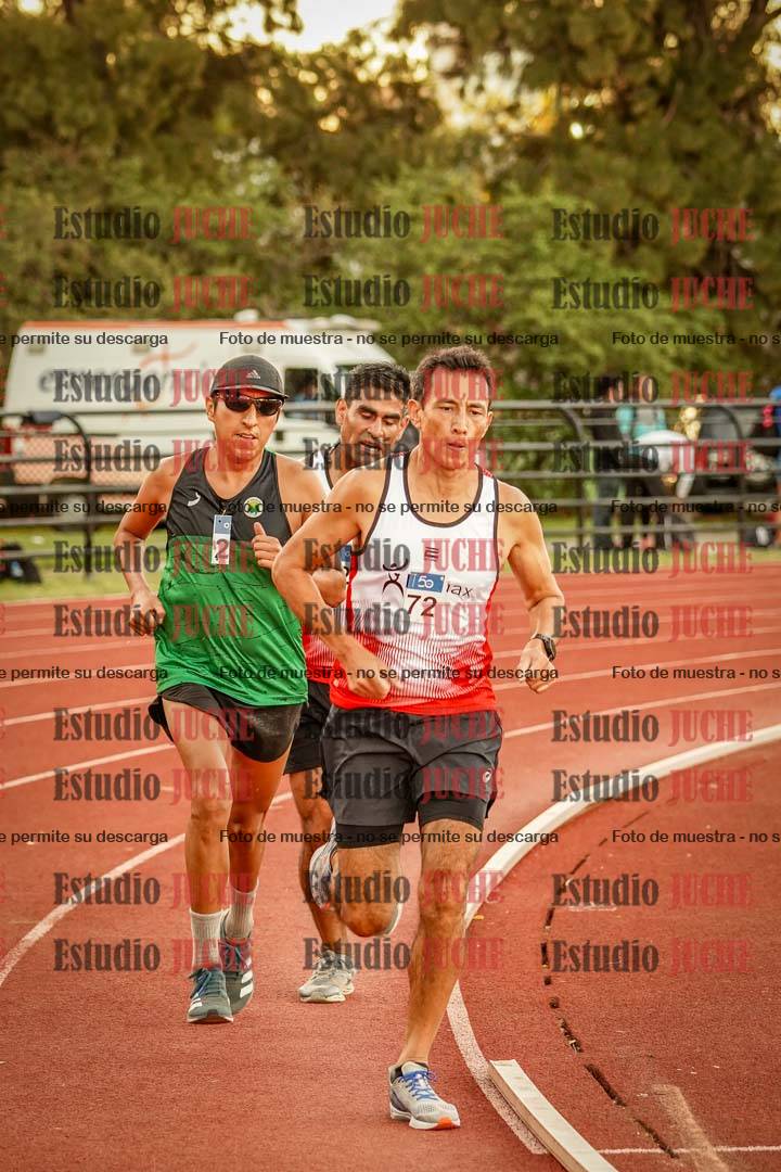 Fotos de los 3000 m llanos de varones