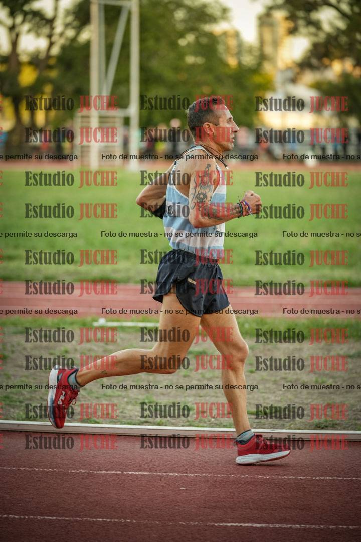 Fotos de los 3000 m llanos de varones