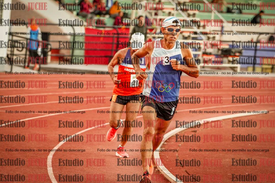 Fotos de los 3000 m llanos de varones