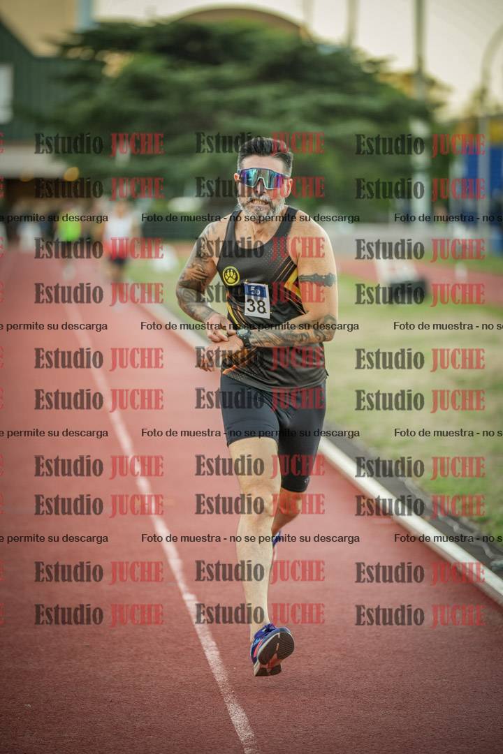 Fotos de los 3000 m llanos de varones