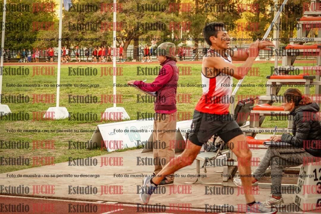 Fotos de los 3000 m llanos de varones