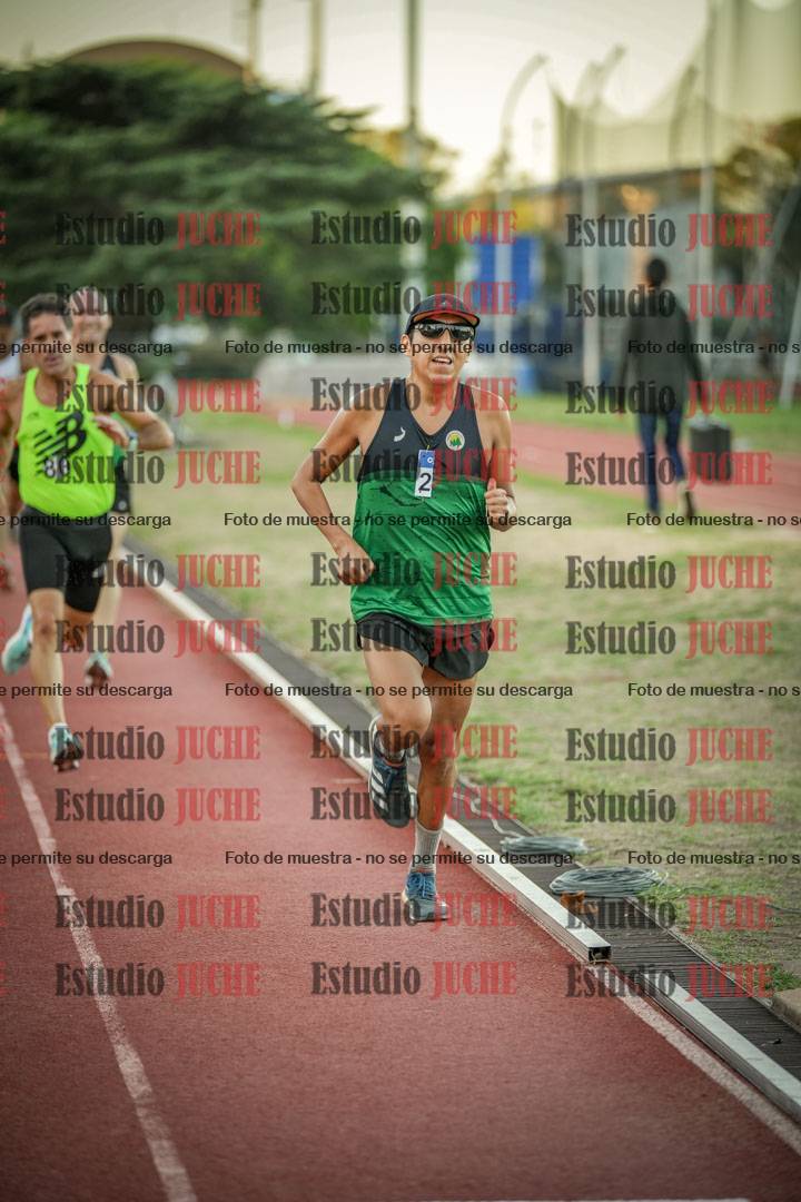 Fotos de los 3000 m llanos de varones