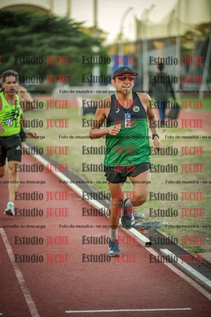 Fotos de los 3000 m llanos de varones