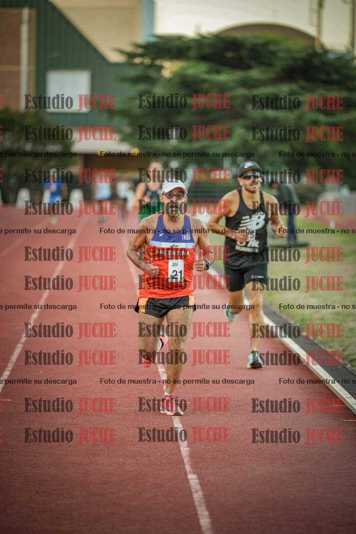 Fotos de los 3000 m llanos de varones