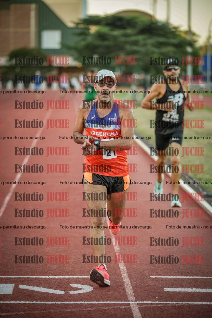 Fotos de los 3000 m llanos de varones