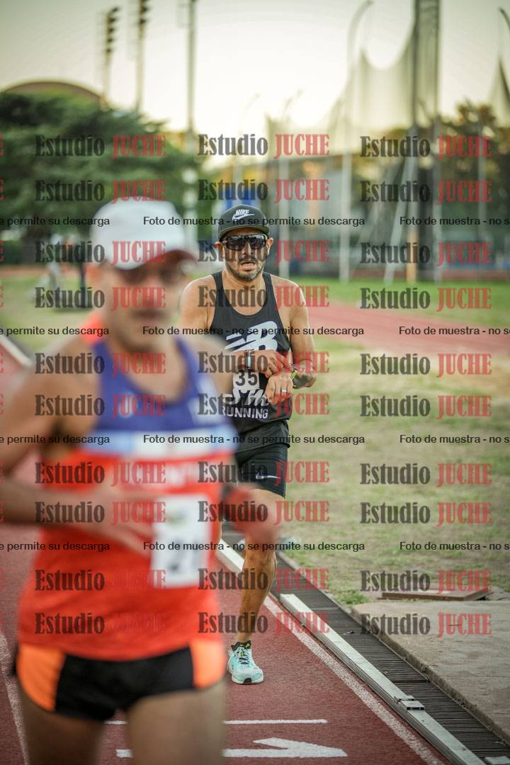 Fotos de los 3000 m llanos de varones