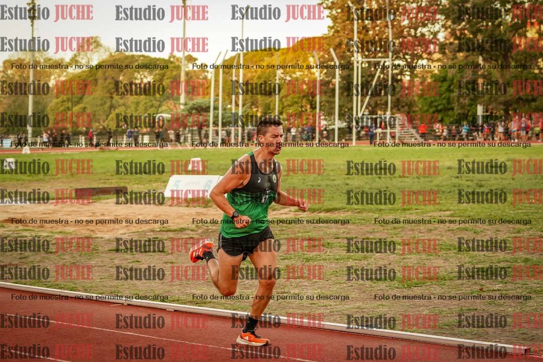 Fotos de los 3000 m llanos de varones