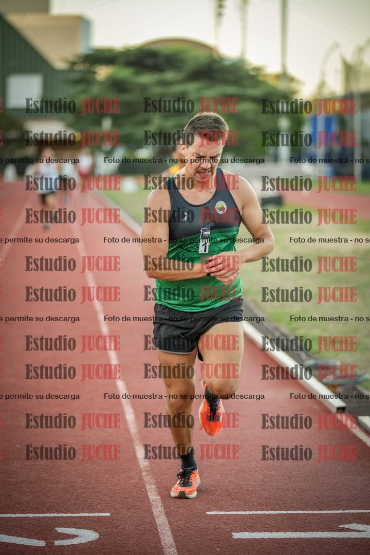 Fotos de los 3000 m llanos de varones