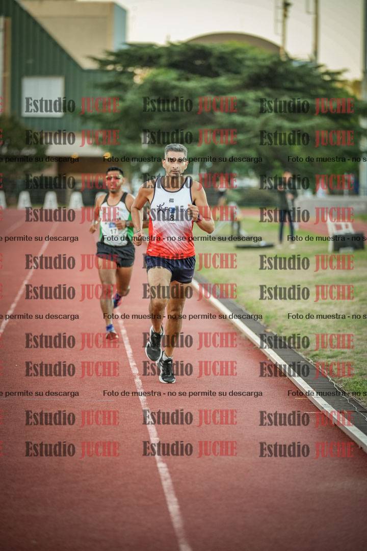 Fotos de los 3000 m llanos de varones