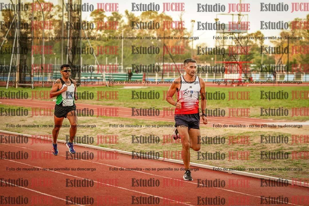 Fotos de los 3000 m llanos de varones
