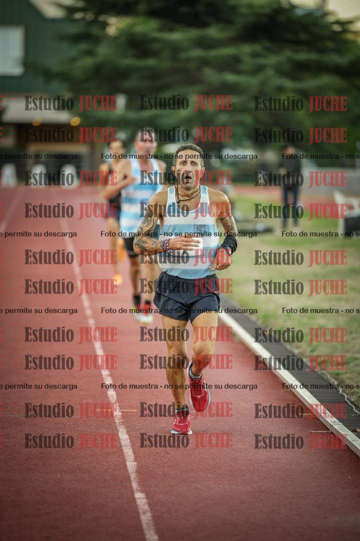 Fotos de los 3000 m llanos de varones