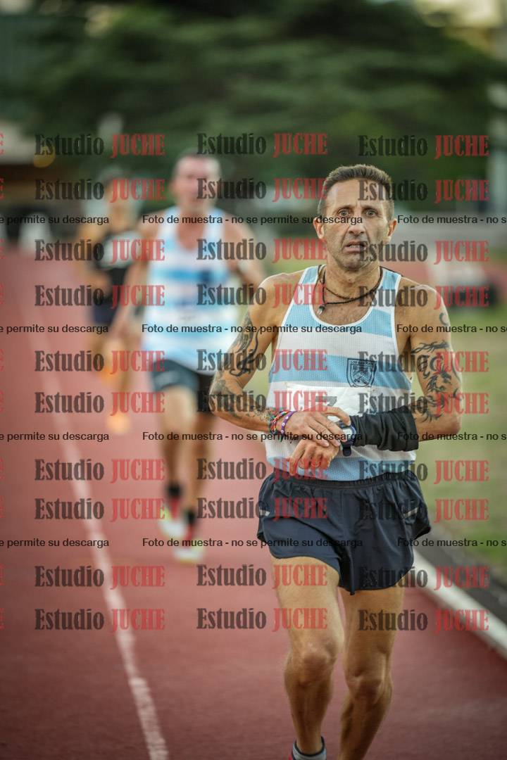 Fotos de los 3000 m llanos de varones