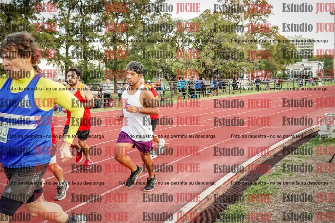 Fotos de los 3000 m llanos de varones