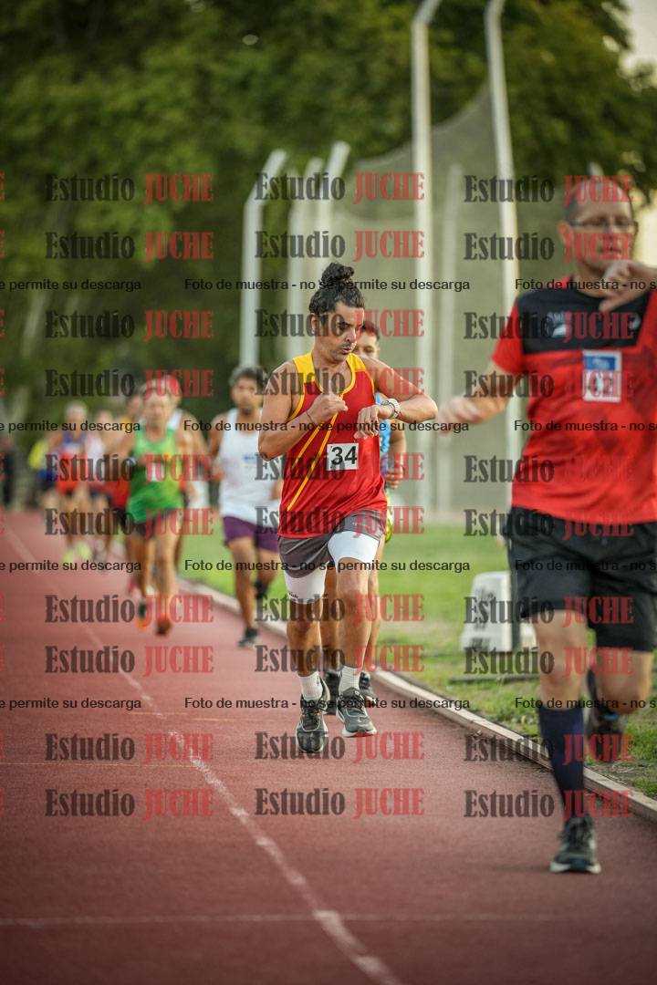 Fotos de los 3000 m llanos de varones