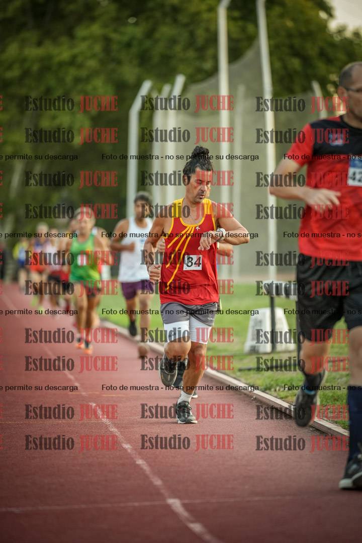 Fotos de los 3000 m llanos de varones
