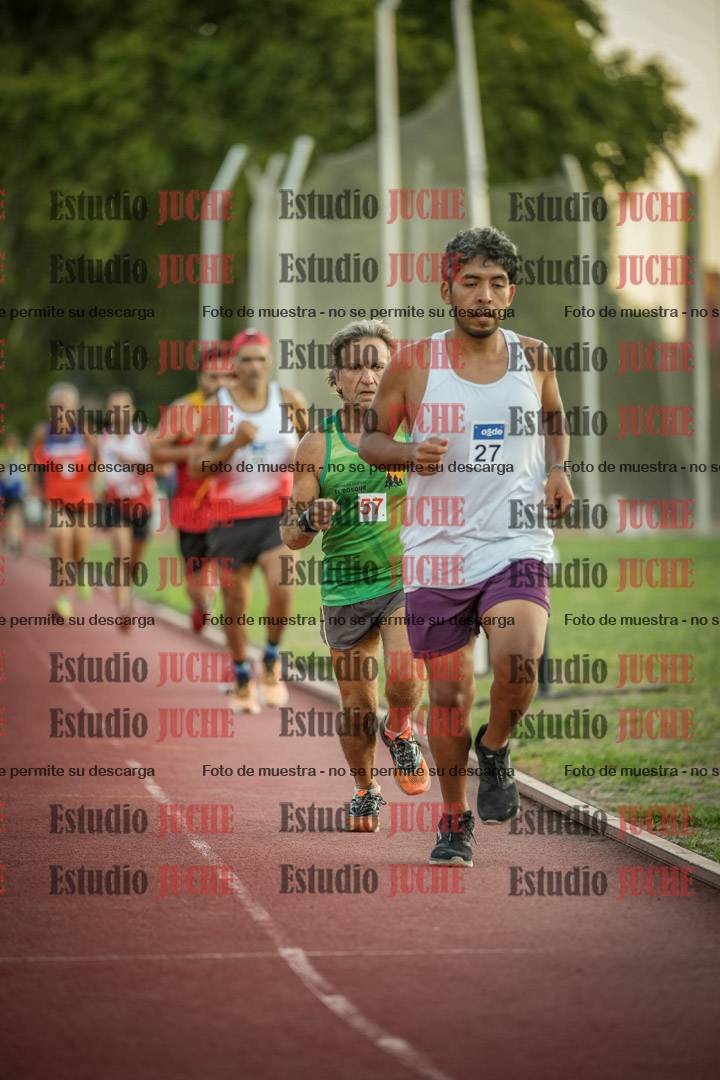 Fotos de los 3000 m llanos de varones