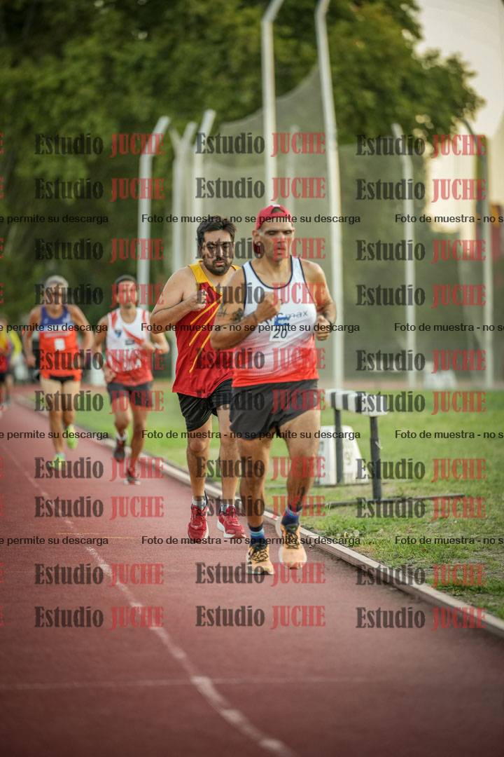 Fotos de los 3000 m llanos de varones
